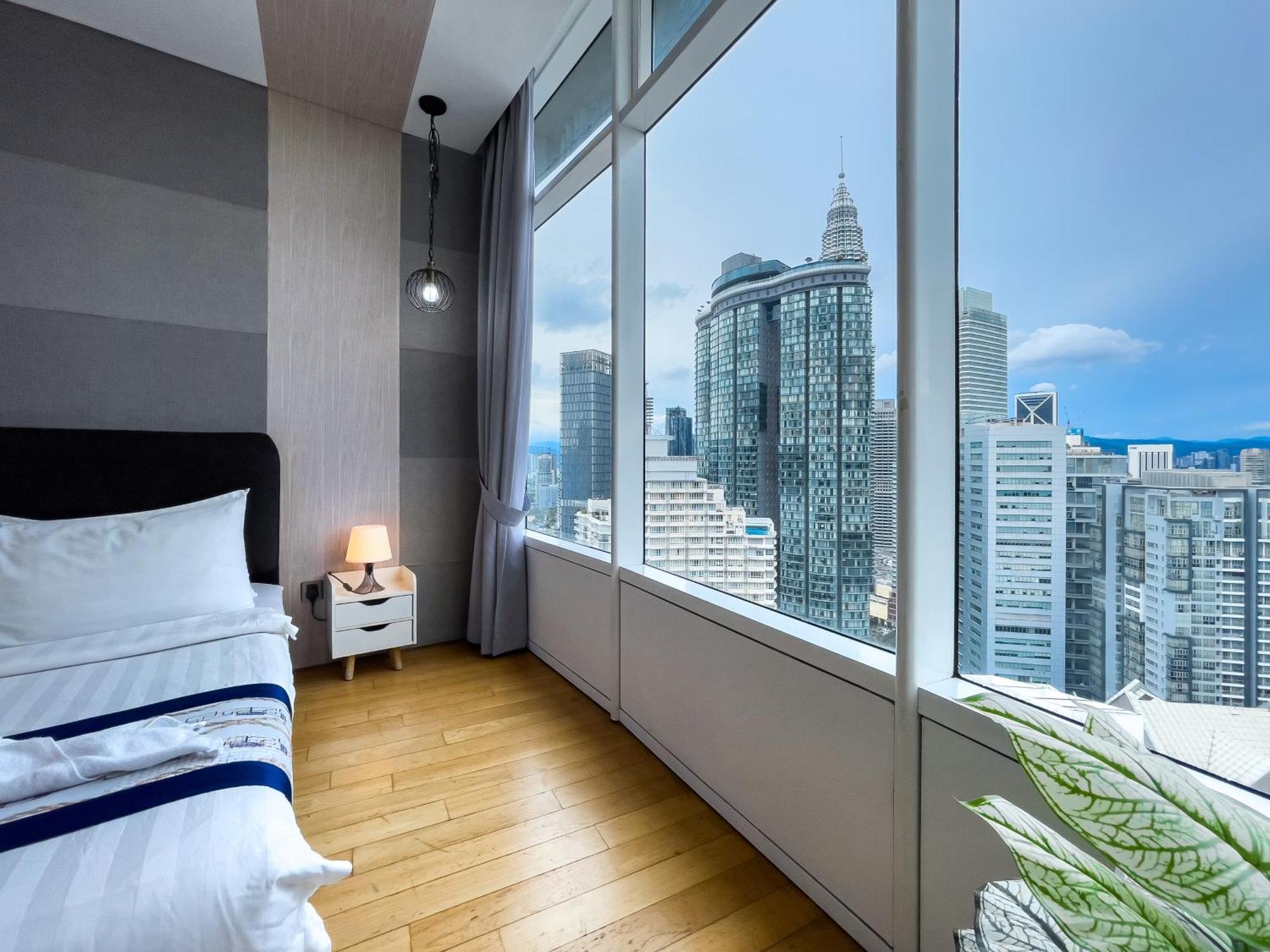 Vortex Suites Klcc By Blacknest Kuala Lumpur Exterior photo